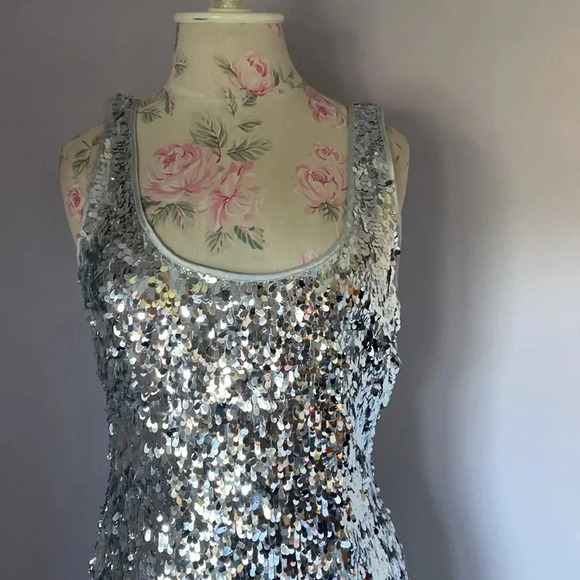 JS boutique silver sequin dress size 8 - Picture 2 of 15